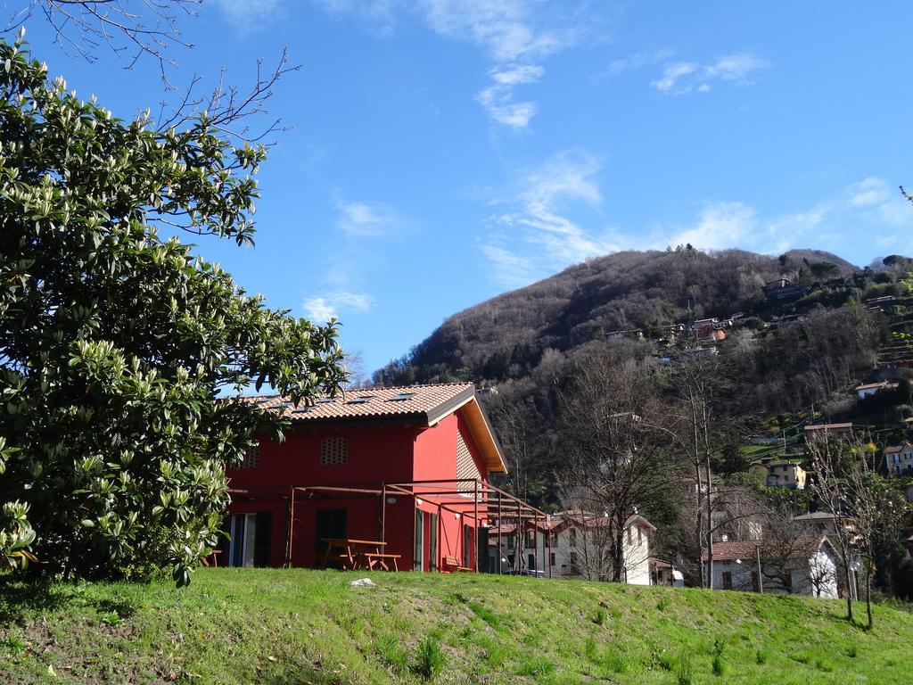 Ostello Casa Rossa Laveno-Mombello Exterior foto